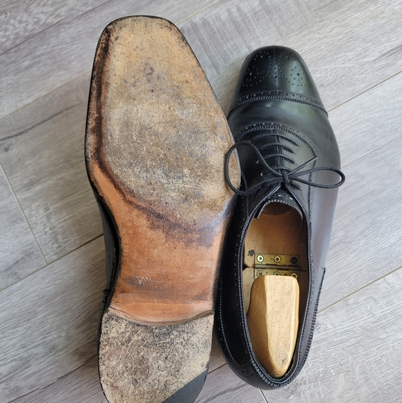 GJ Cleverley BESPOKE Black Captoe Oxford - Picture 3 of 6